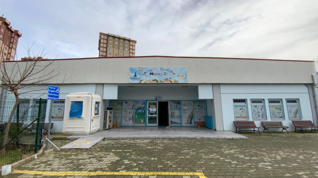 Uzundere Çocuk ve Gençlik Merkezi